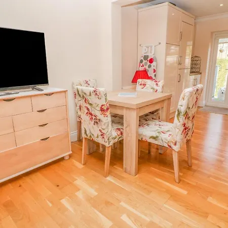Holiday home 2 Riverside Penzance